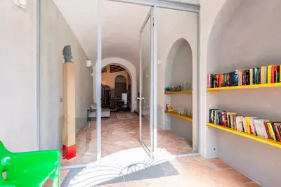 Biblioteca nell'appartamento