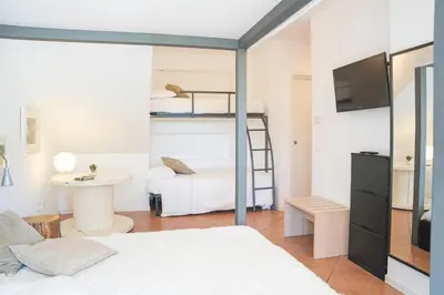 TV o dispositivi per l'intrattenimento presso AGAVE - Villa Luisa, Pace e Relax a 2 passi dal mare
