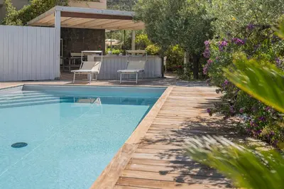 Piscina di ALOE - Villa Luisa: Pace e Relax a 2 passi dal mare o nelle vicinanze