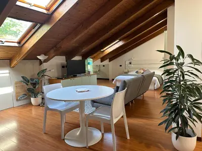 Area soggiorno di Sky Attic a Reggio Emilia