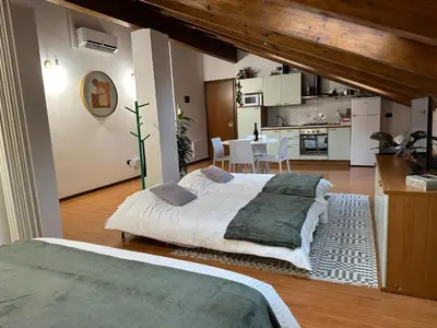 Cucina o angolo cottura di Sky Attic a Reggio Emilia