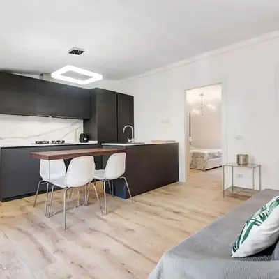 A CASA DI SILVIA