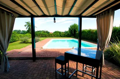 Piscina di B&B Cascina Quaderna o nelle vicinanze