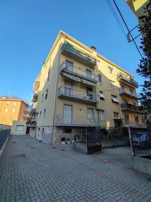 Edificio in cui si trova la stanza in casa privata