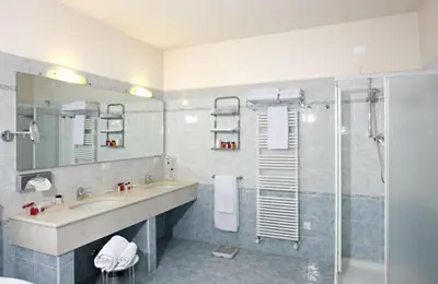 Bagno di Hotel Gabarda