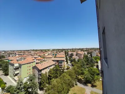 Vista generica su Reggio Emilia o vista sulla città dall'interno dell'appartamento
