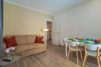 Area soggiorno di CASA VERA Tra storia, mare e comodità