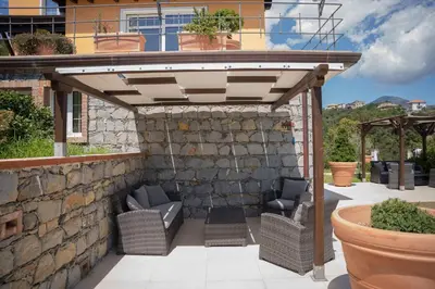 Area soggiorno di 066 - VILLA LETIZIA, Elegante 3 PISCINA e Natura, 10 minuti da MARE e SPIAGGIE