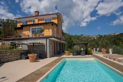 Piscina di 065 - VILLA LETIZIA, Elegante 2 PISCINA e Natura, 10 minuti da MARE e SPIAGGIE o nelle vicinanze