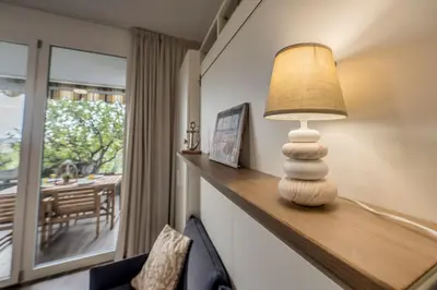 Area soggiorno di 070 - Villa OLANDA con veranda VISTA MARE a 5 minuti SPIAGGIA con PISCINA CONDOMINIALE