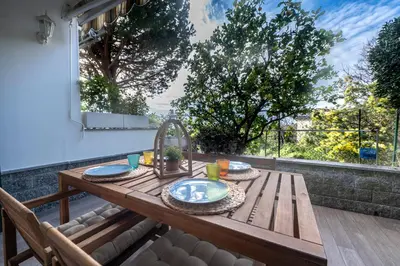 Balcone o terrazza di 070 - Villa OLANDA con veranda VISTA MARE a 5 minuti SPIAGGIA con PISCINA CONDOMINIALE