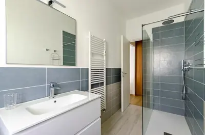 Bagno di JOIVY Banfi Apartment