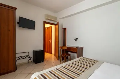 TV o dispositivi per l'intrattenimento presso Hotel Mantegna Stazione, MantegnaHotels