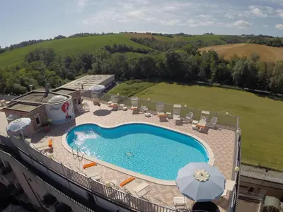Piscina di Hotel Sporting o nelle vicinanze
