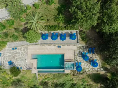 Piscina di Hotel Al Terra Di Mare o nelle vicinanze