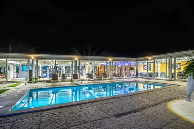 Piscina di VILLA VITTORIA B&B - Wellness o nelle vicinanze