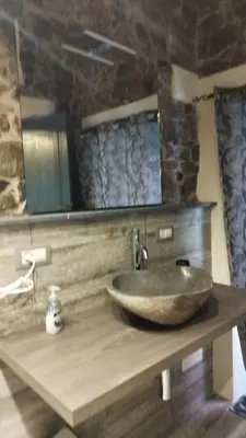 Bagno di La pietra di Sersa