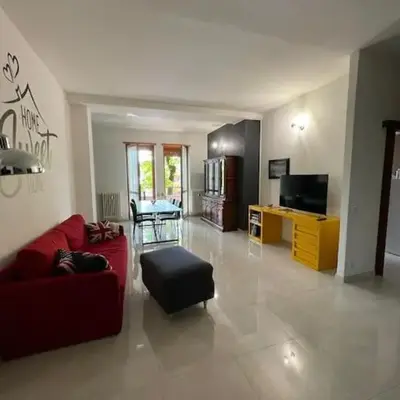 TERRACE HOUSE appartamento mq 80 adiacente ospedale e clinica