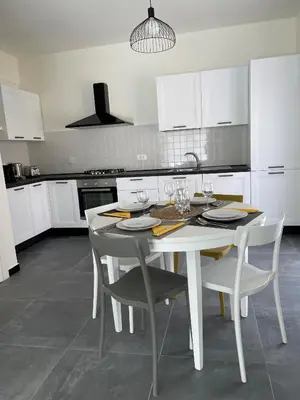 Cucina o angolo cottura di Casa Gelindo - large and fine apartment with two bathrooms