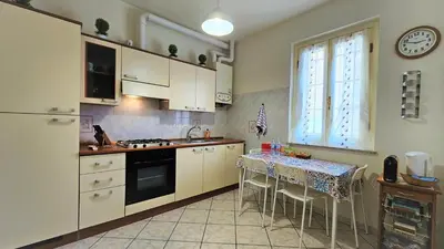 Planimetria di CASA OLTREPO comodo centrale ma silenzioso parcheggio interno