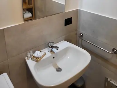 Bagno di Rifugio in città