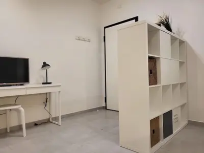 Biblioteca nell'appartamento