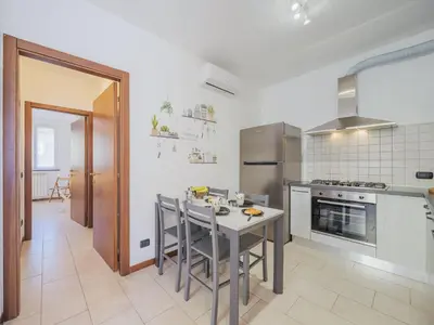 Cucina o angolo cottura di Apartment La Gerbera by Interhome