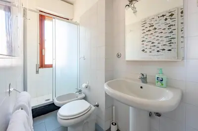 Bagno di JOIVY Cosy flat with terrace near Rapallo Castle
