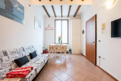 TV o dispositivi per l'intrattenimento presso GuestHost - Parma Historic Center Apartment 7min from Duomo