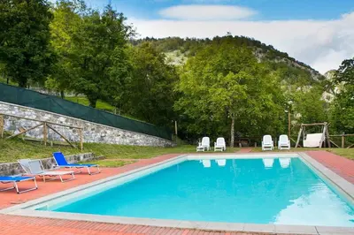 Piscina di Agriturismo dal nonno Merico o nelle vicinanze