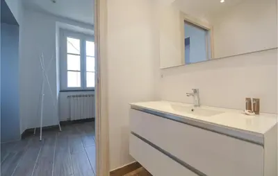 Planimetria di 2 Bedroom Gorgeous Home In Bonassola