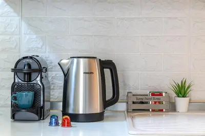Cucina o angolo cottura di CENTRO STORICO • Wi-Fi, Netflix e Terrazzo