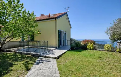 Paesaggio naturale nelle vicinanze della casa vacanze
