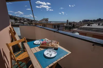 Balcone o terrazza di Casa Daniela - terrazza vista mare super centrale