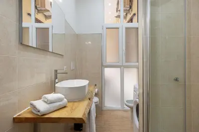 Bagno di Old Town Pavia