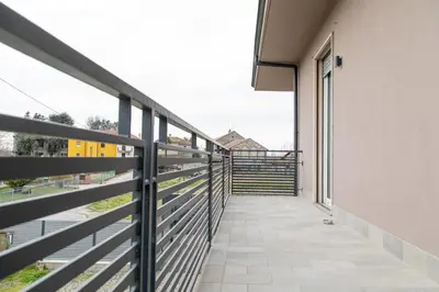 Balcone o terrazza di Tre Re - Spazioso appartamento con parcheggio