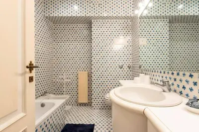 Bagno di WELCOME RIVIERA, Casa Luigina apartment, 90 sqm, sea view, 2 bedroom, 1 bathroom, free wifi, and, depending on availability, a private garage 800 meters away at 20,00 euro per night