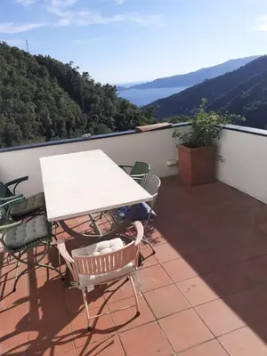 Paesaggio naturale nelle vicinanze della villa